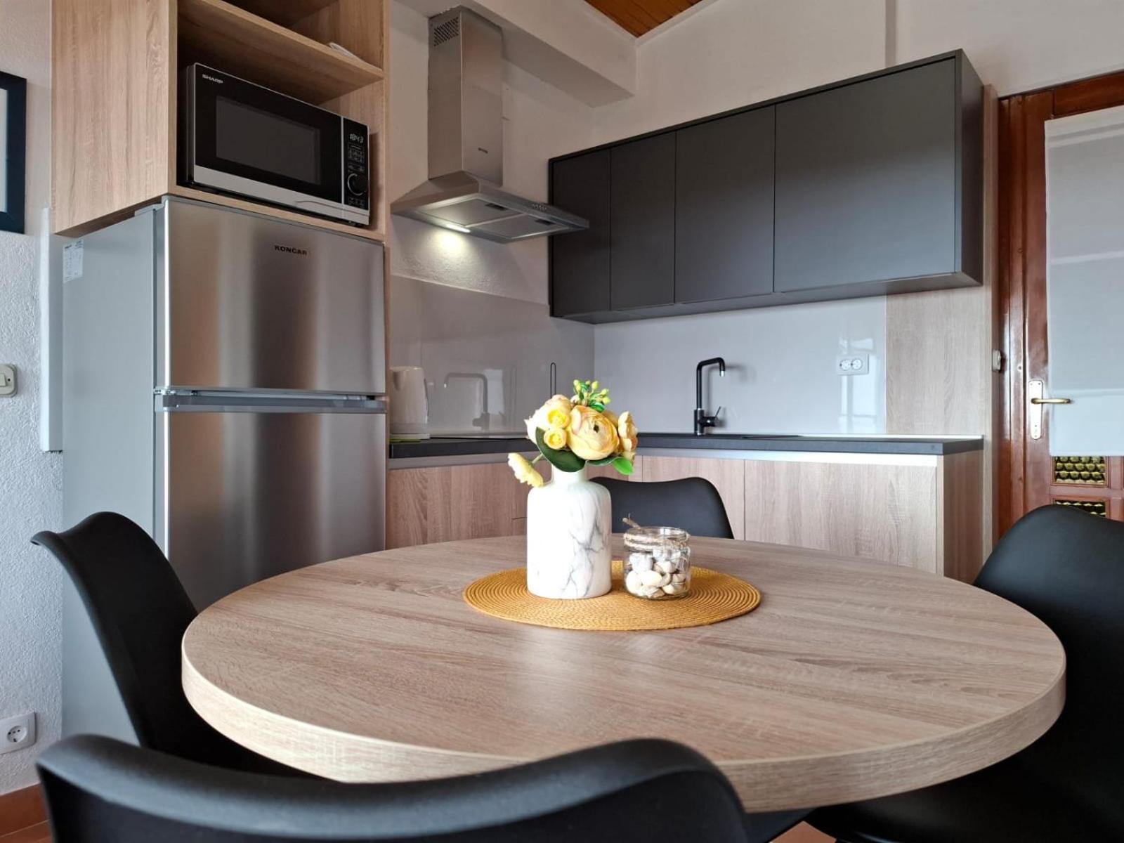 Apartmani Sarlija Pakoštane Dış mekan fotoğraf